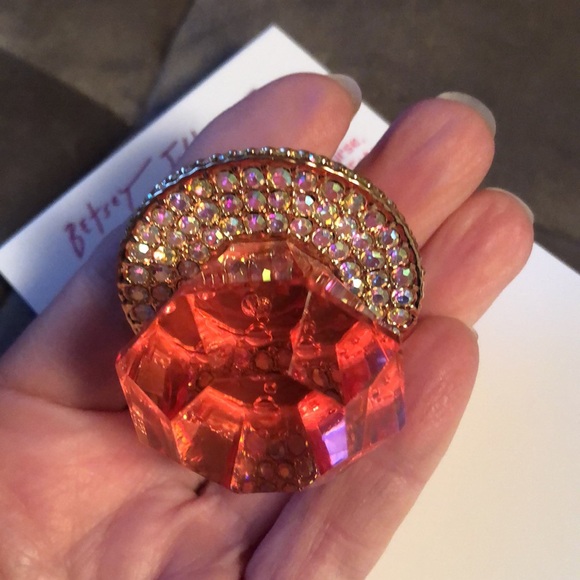 New Tik Tok Betsey Johnson Pink Jeweled Handbag Charm/Key Chain/Final Price - Picture 9 of 17